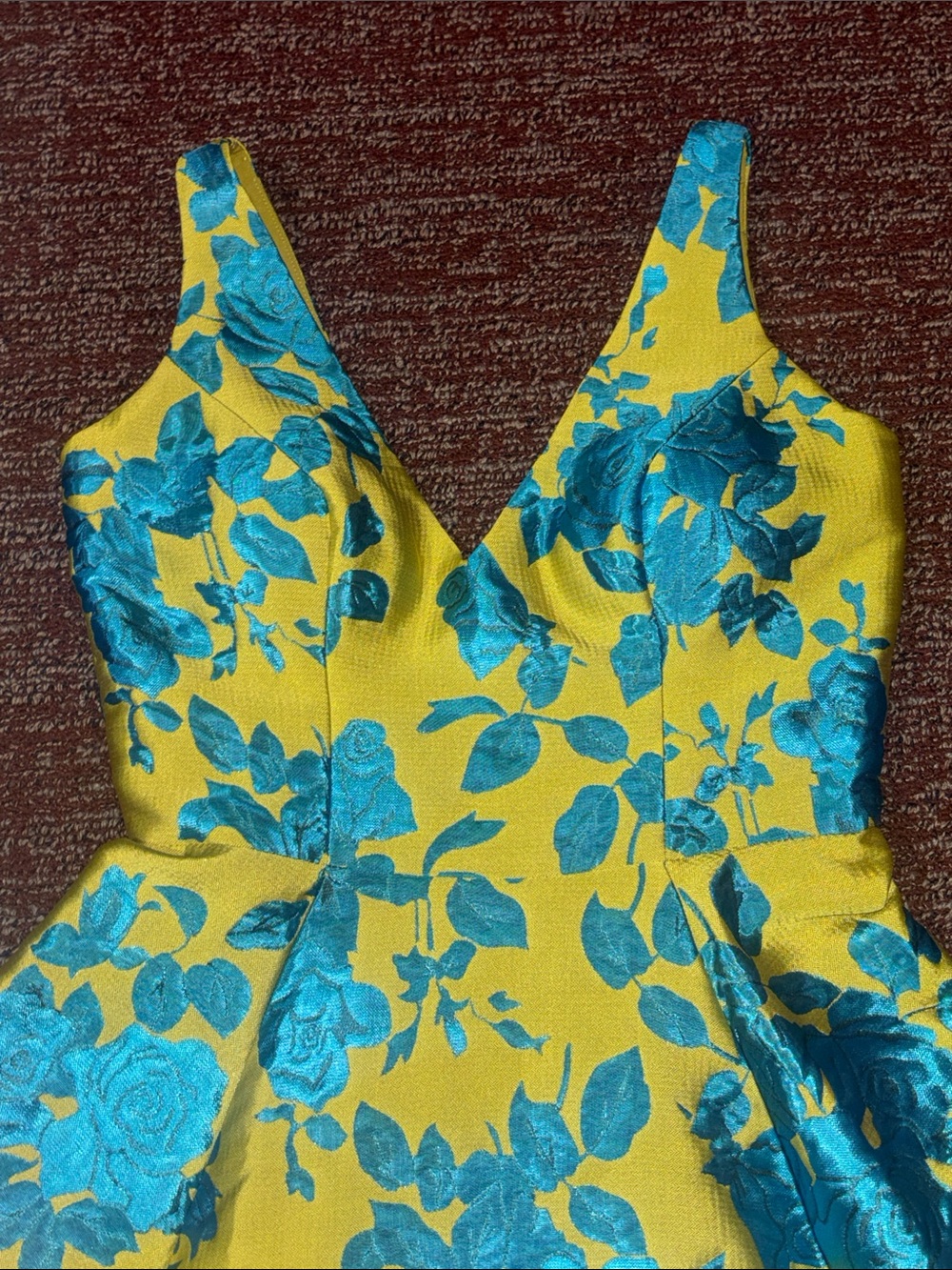 Ieena dress deep v low back skater skirt damask chartreuse pleated full skirt 2 - Picture 3 of 12